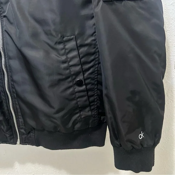 Calvin Klein Men's Classic Black Bomber Jacket - Picture 4 of 9